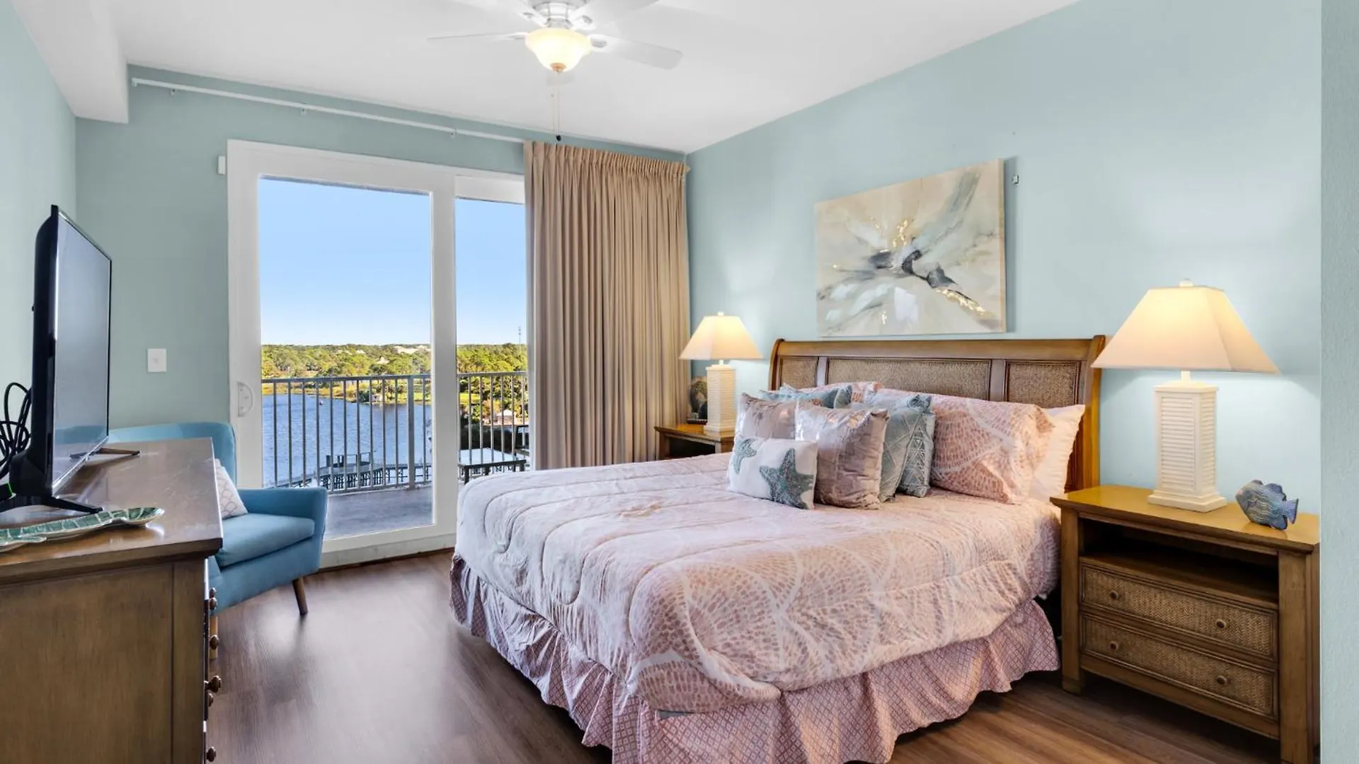 Laketown Wharf 729 - Paradise Retreat Panama City Beach Holiday home