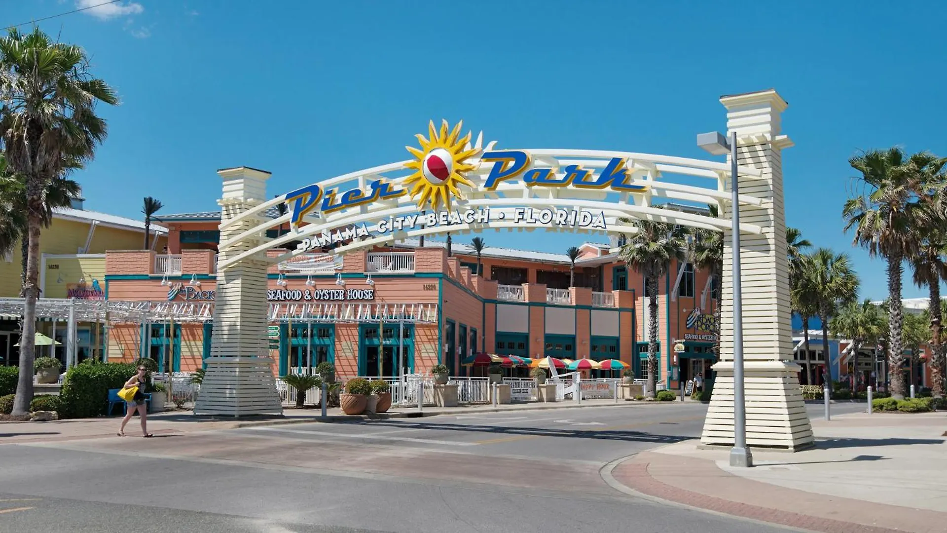 Laketown Wharf 729 - Paradise Retreat Panama City Beach Holiday home