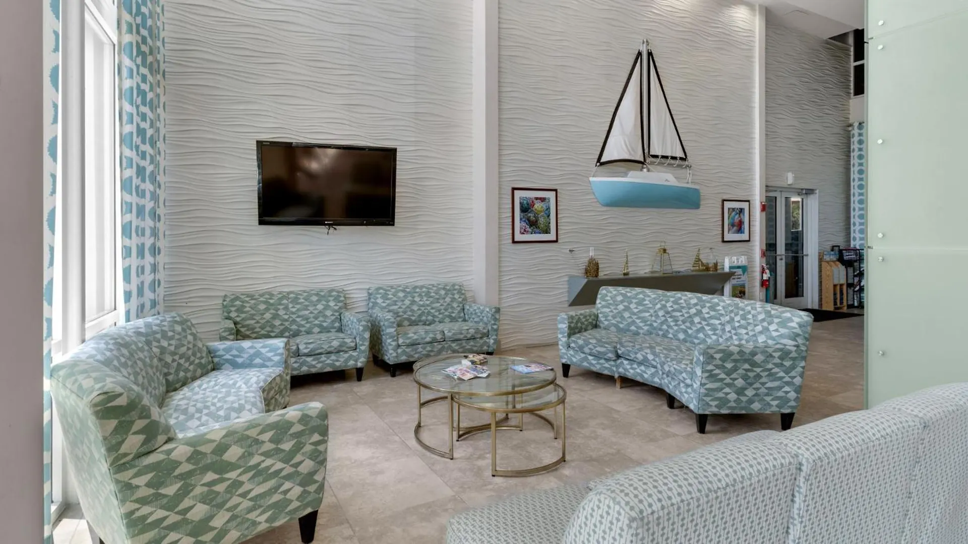 Laketown Wharf 729 - Paradise Retreat Panama City Beach Holiday home